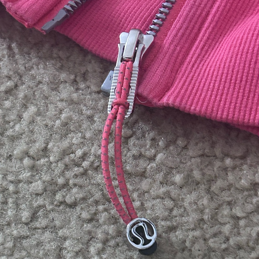 Pink Lululemonn full zip scuba - size 4 - Picture 4 of 5